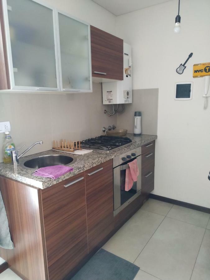 Monoambiente A 1 Cuadra Facultad Medicina Y Odontología * Rosario